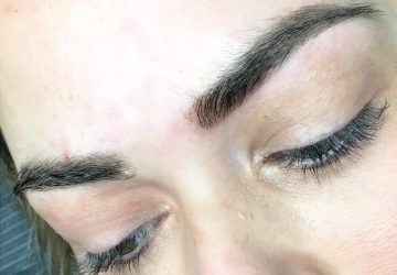 Close-up af permanent øjenbryn behandling hybrid